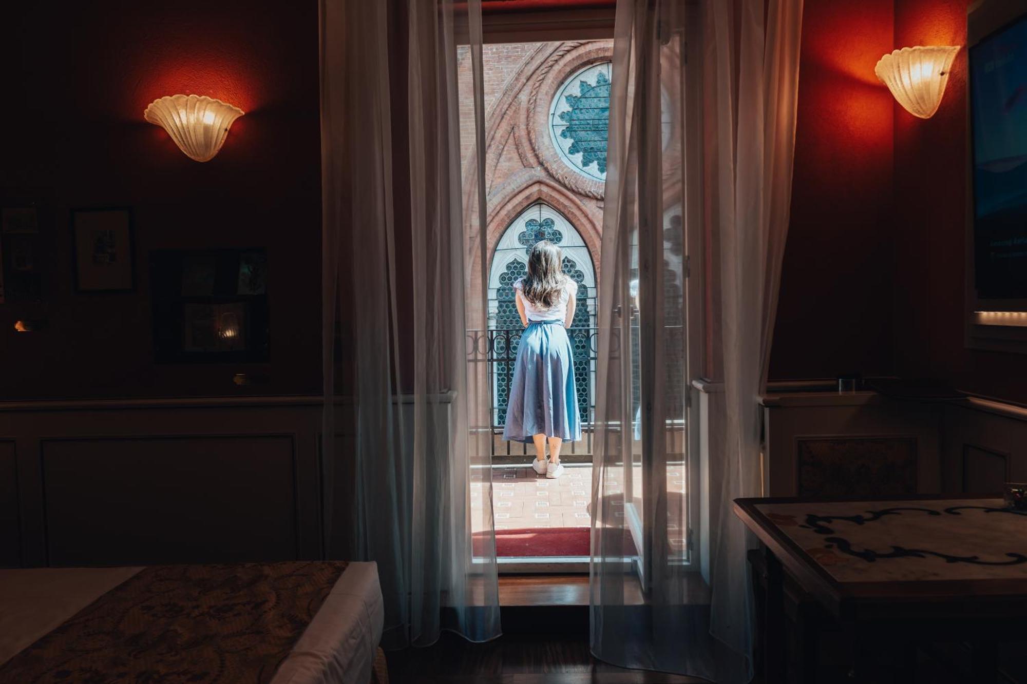 อาร์ต โฮเต็ล คอมเมอร์เชียนติ Hotel โบโลญญา ภายนอก รูปภาพ
